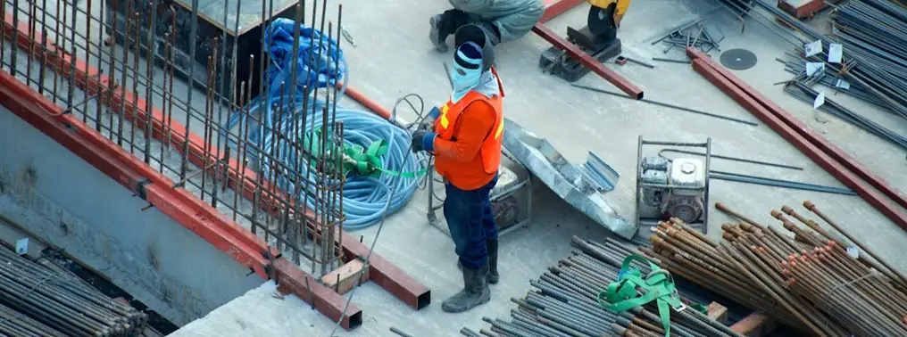 Mohammad Umar Ashrafi True leadership Construction